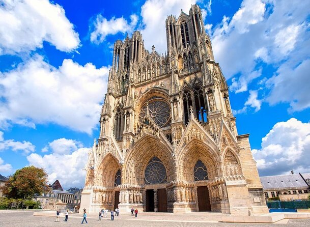 TOUR GHÉP CHÂU ÂU LINH HOẠT TUYẾN ĐỎ