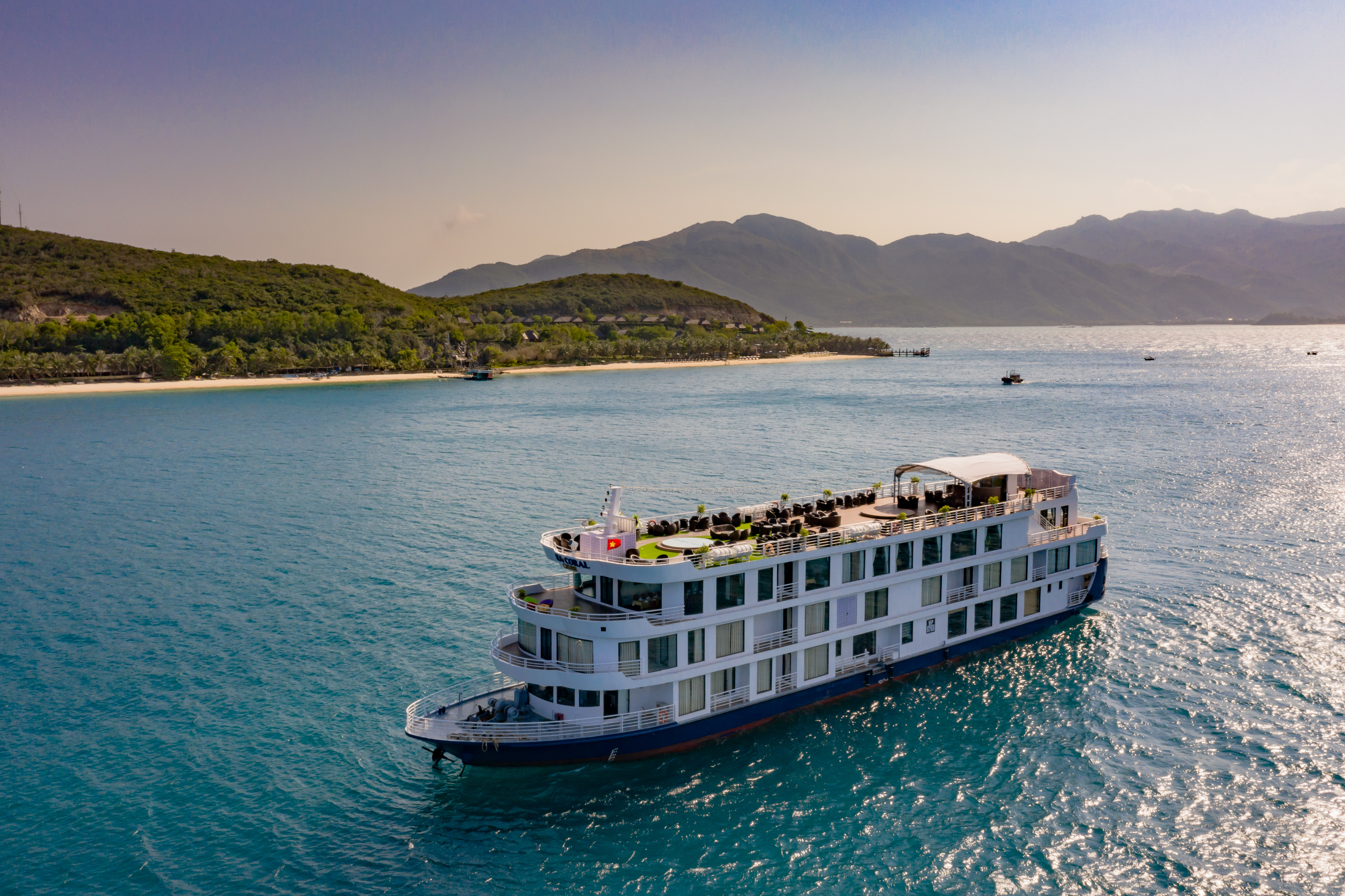 Combo Tour Du Lịch 5 Sao Tại Nha Trang 