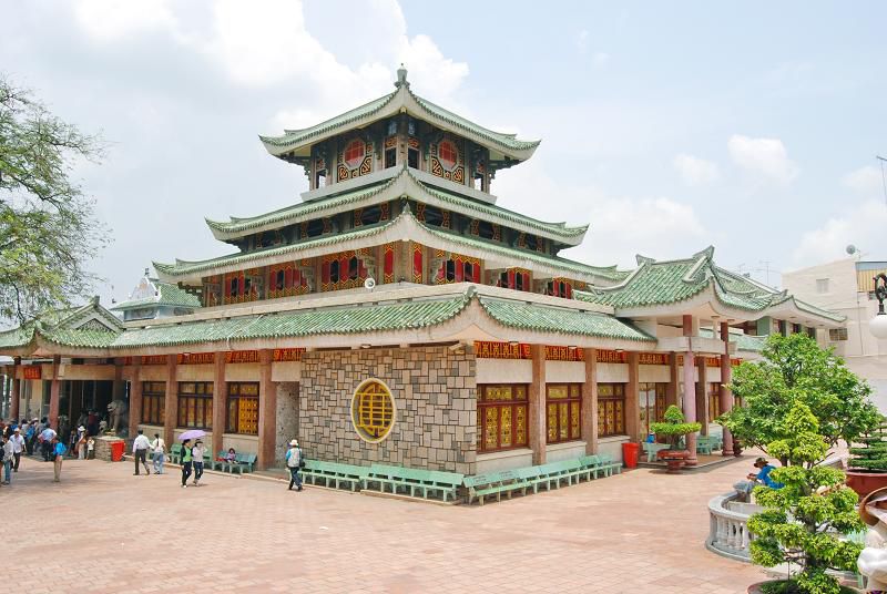 Tour du lịch Châu Đốc - Làng Cá Bè - Rừng Tràm Trà Sư - Hà Tiên - Rạch Giá - Cần Thơ