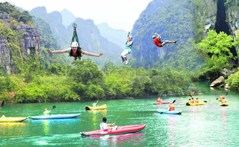 Tour du lịch HÀ NỘI - QUẢNG BÌNH - ĐỘNG PHONG NHA - BIỂN NHẬT LỆ - VIẾNG MỘ ĐẠI TƯỚNG 